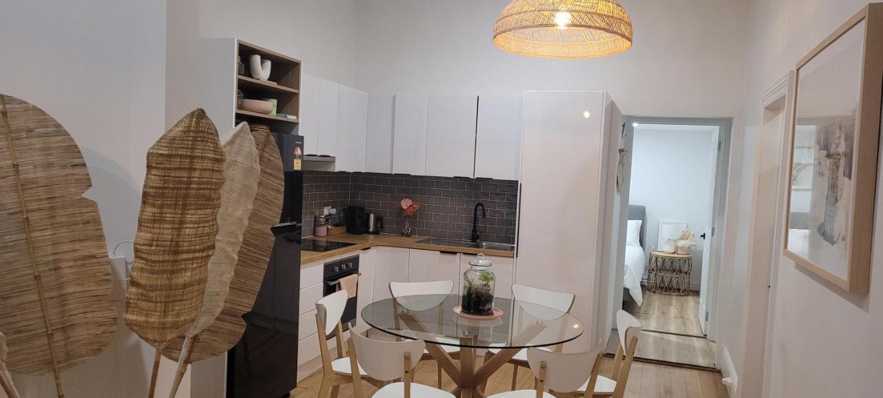 Boutique Beach House In The Heart Of St. Kilda ملبورن المظهر الخارجي الصورة